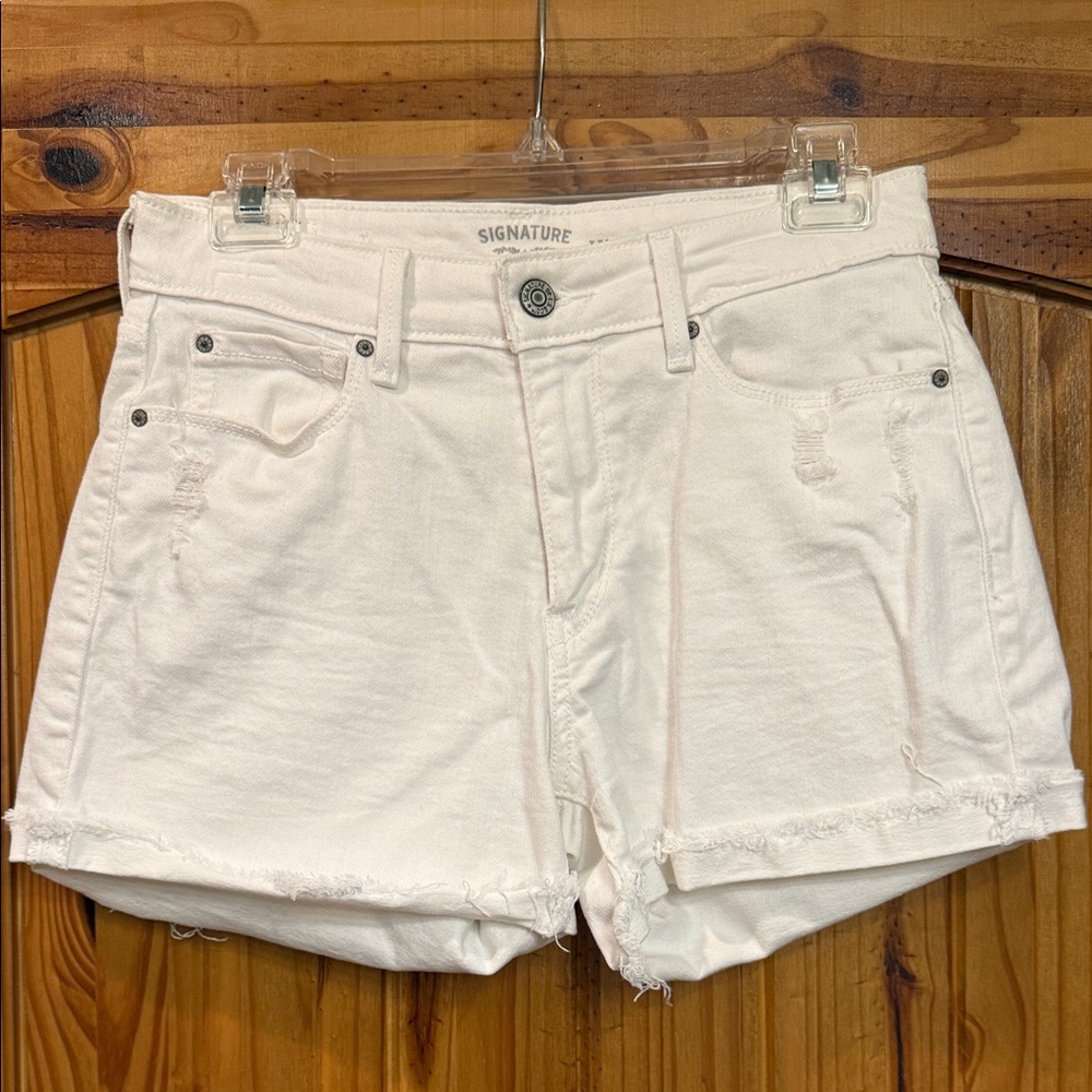Signature Levi Strauss high-rise Jean Shorts